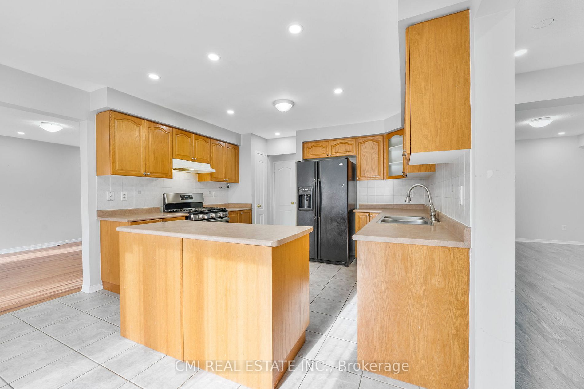 11 Grovewood Dr