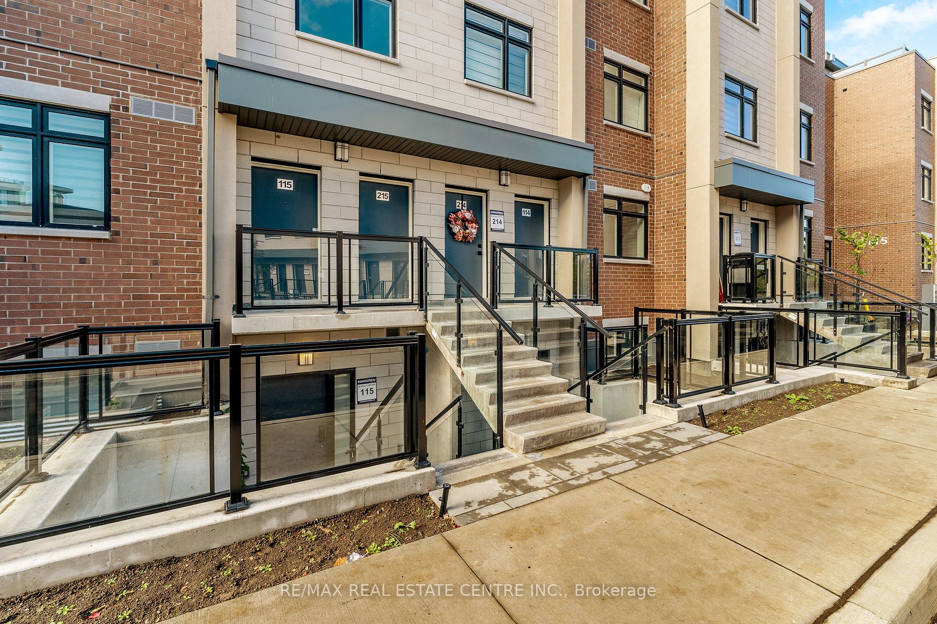 1085 Douglas Mccurdy Comm, #215