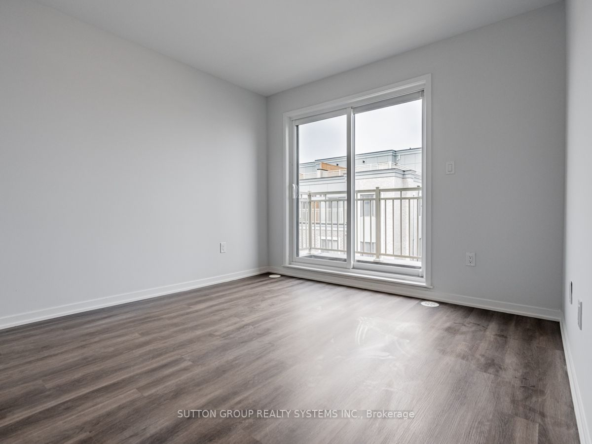 10 Lloyd Janes Lane, #199