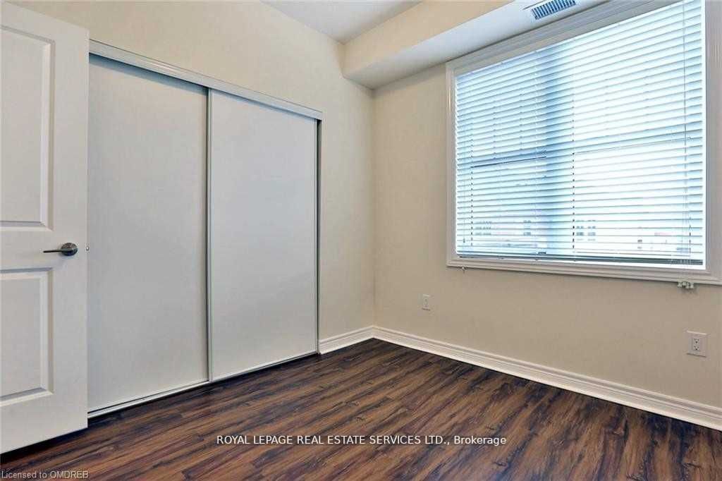 2339 Sawgrass Drive, #306