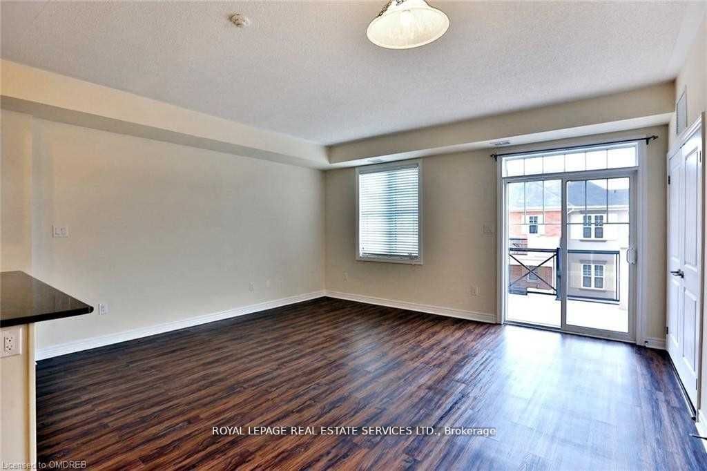 2339 Sawgrass Drive, #306