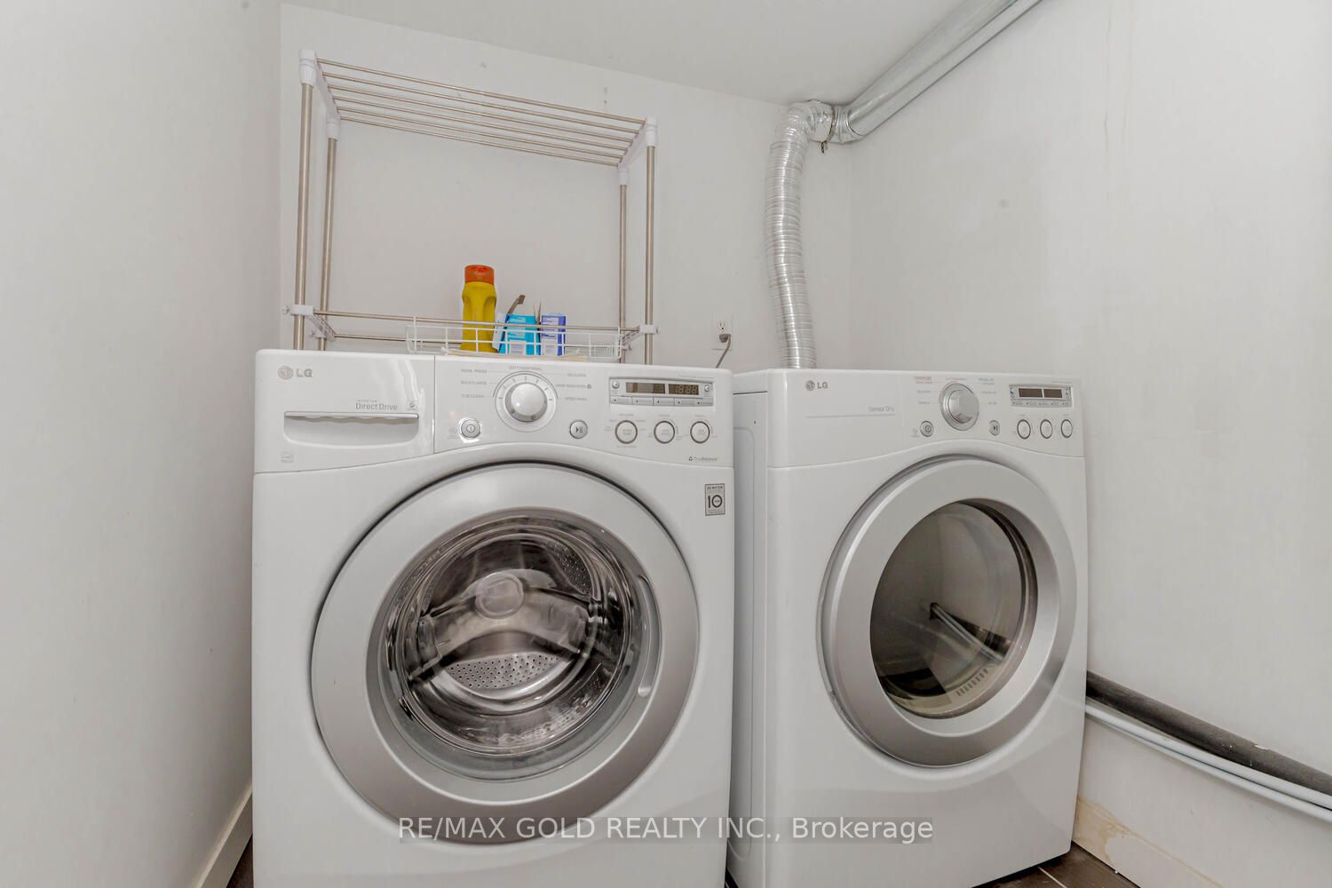 920 Ledbury Cres