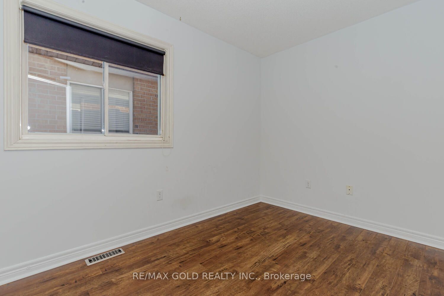 920 Ledbury Cres