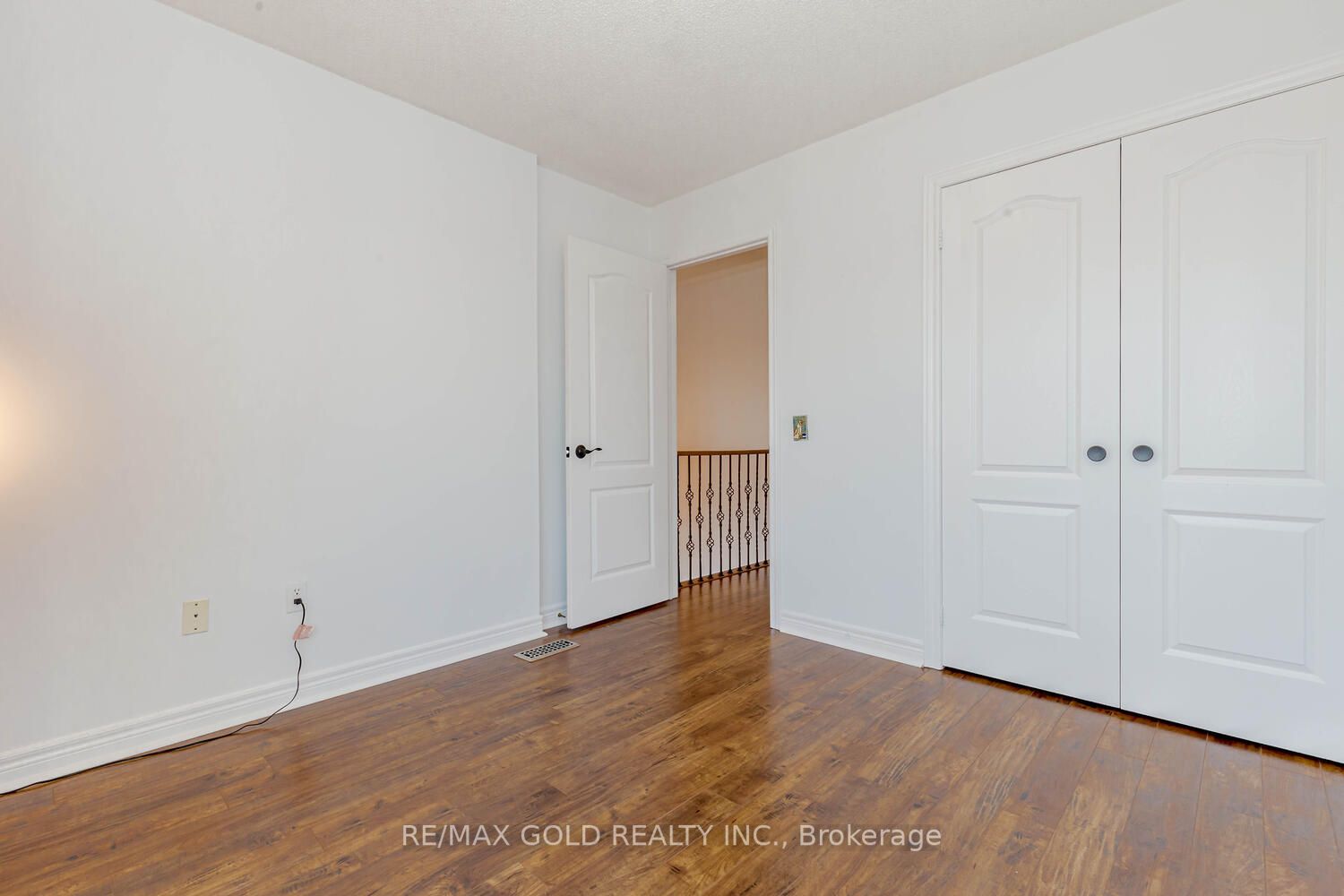 920 Ledbury Cres