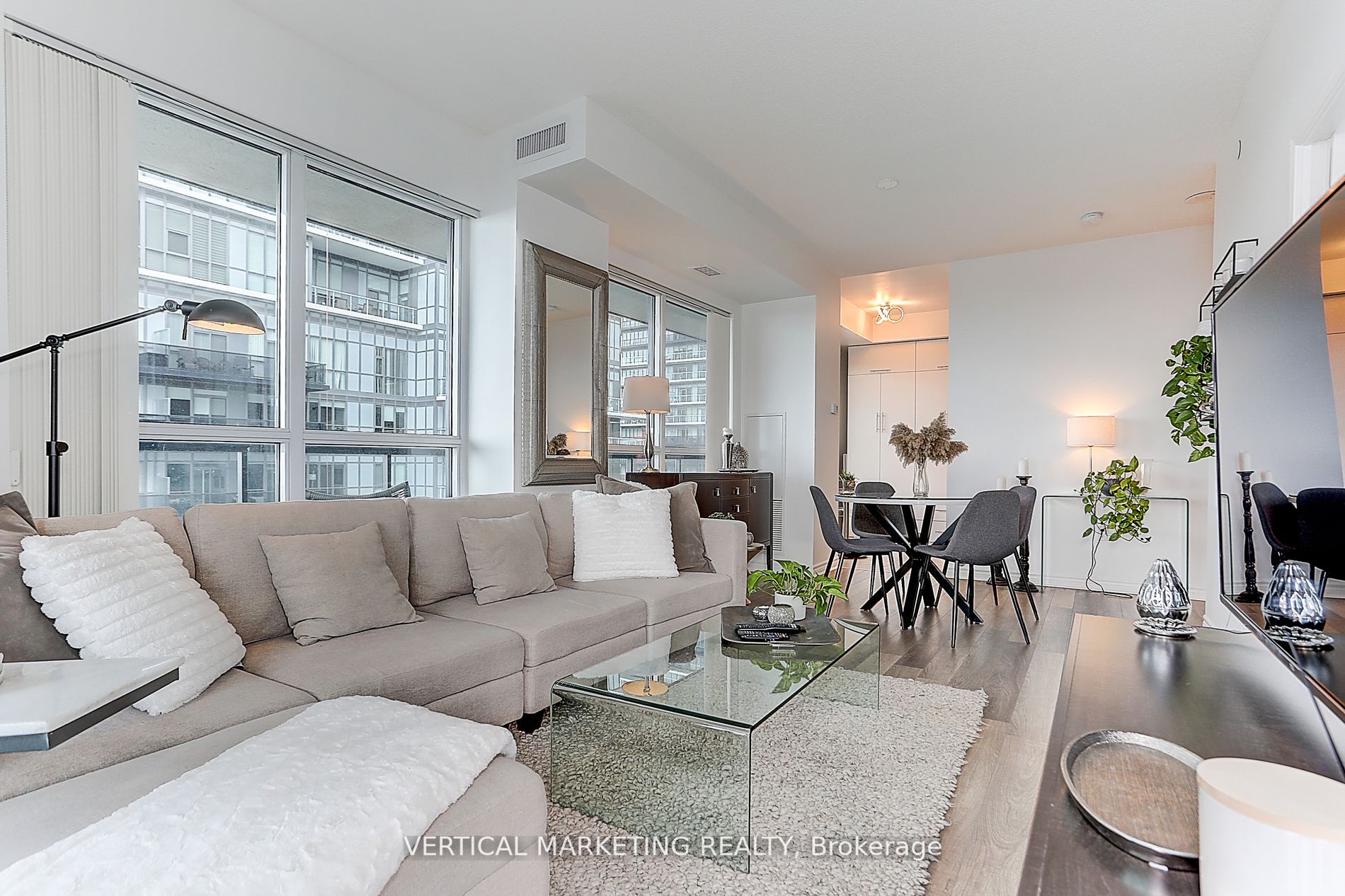 39 Annie Craig Dr, #1416