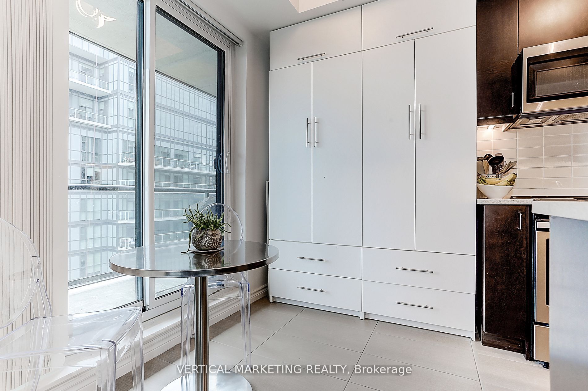39 Annie Craig Dr, #1416