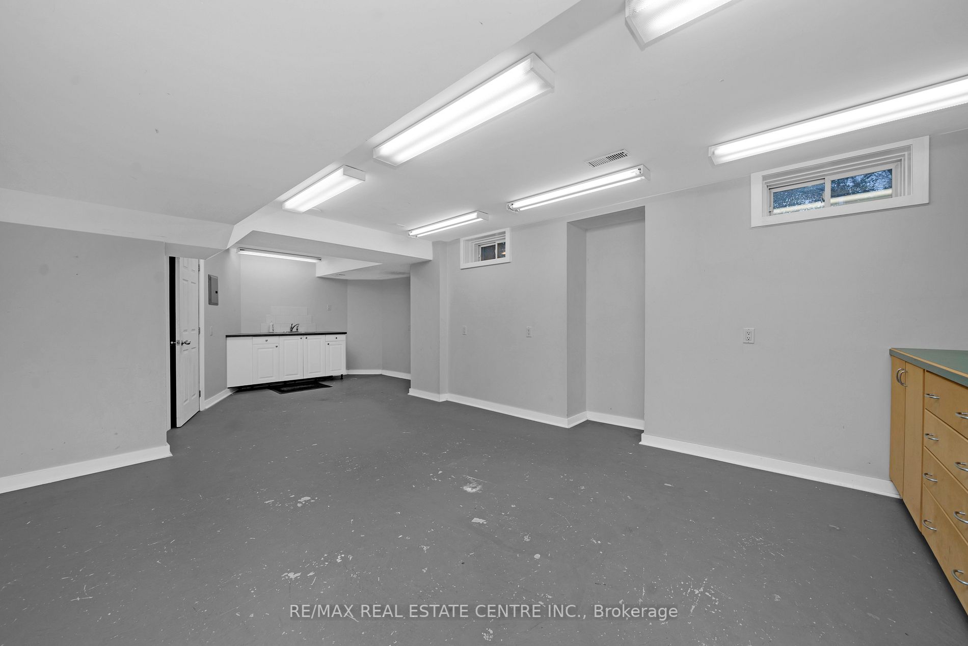 44 Curry Cres
