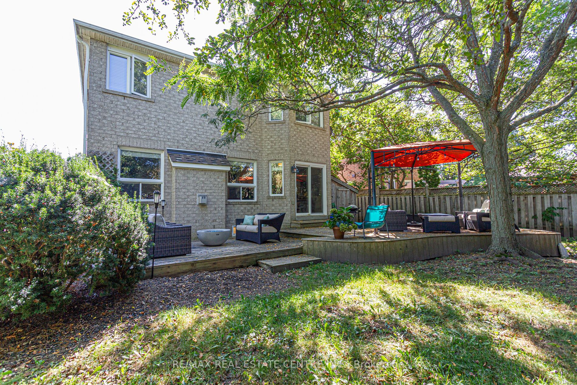 44 Curry Cres
