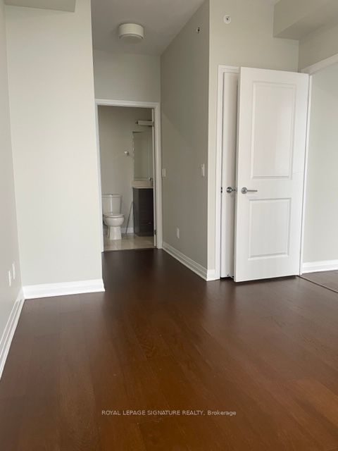 59 Annie Craig Dr, #2105