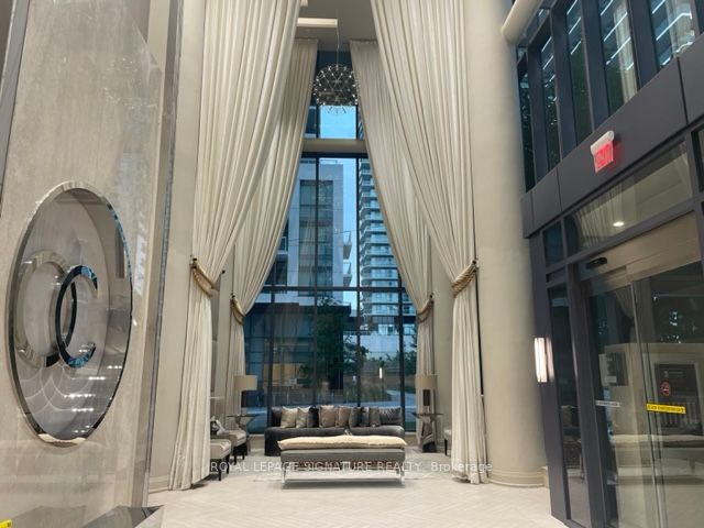59 Annie Craig Dr, #2105