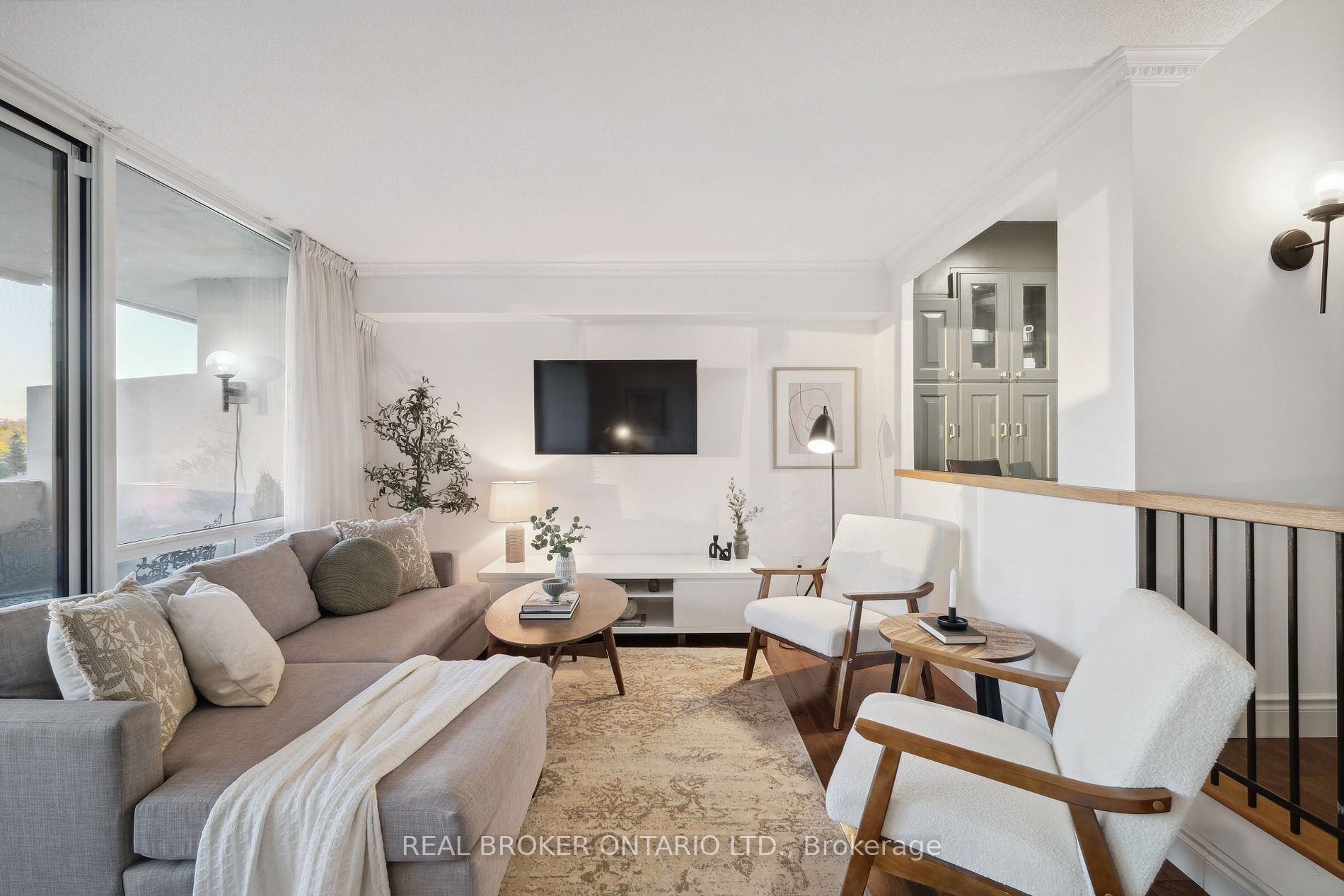 250 Scarlett Rd, #706