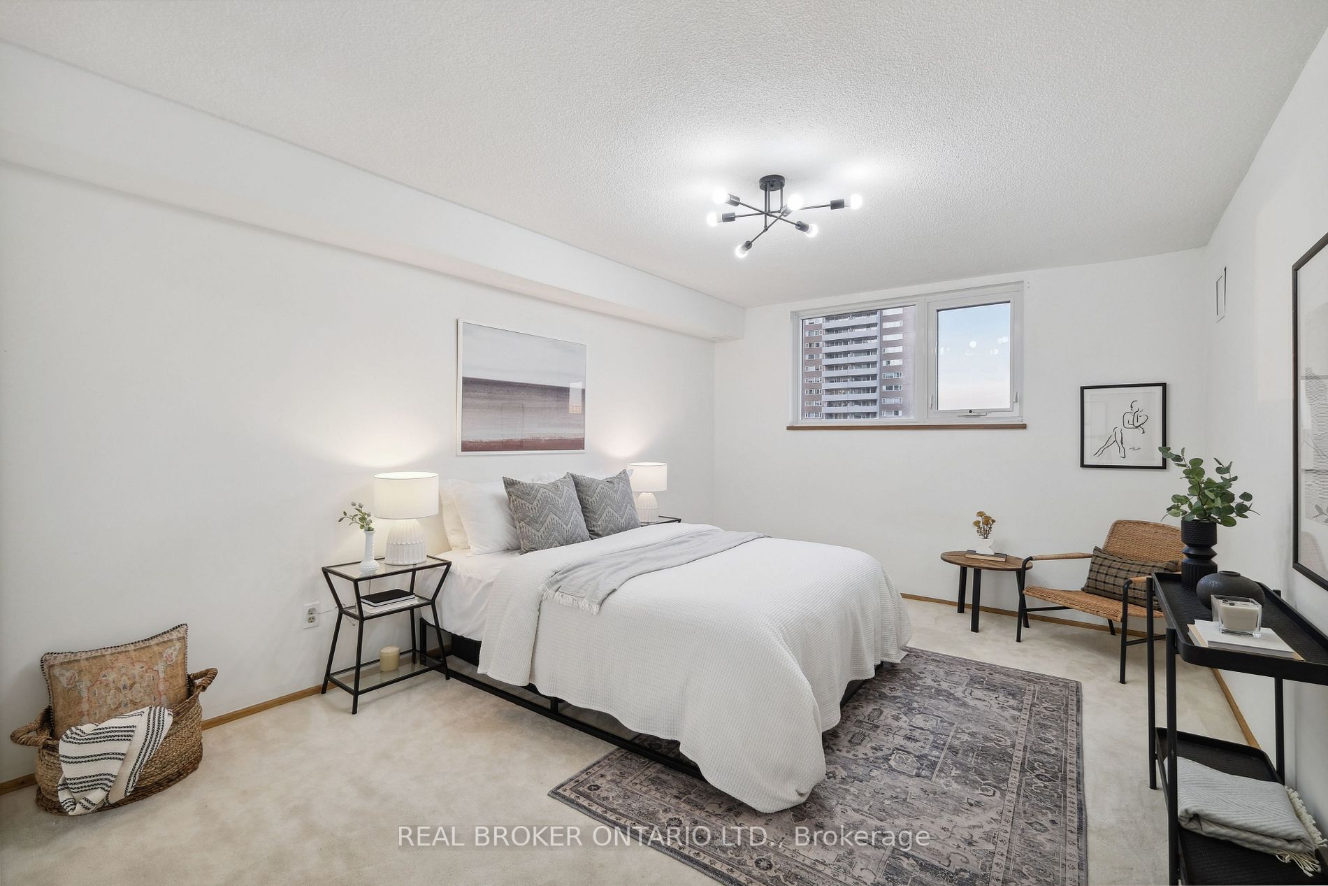 250 Scarlett Rd, #706