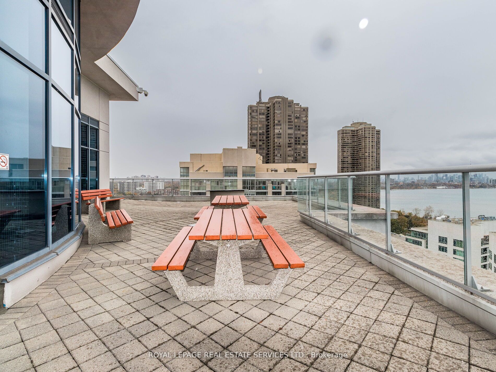 2083 Lake Shore Blvd W, #1113