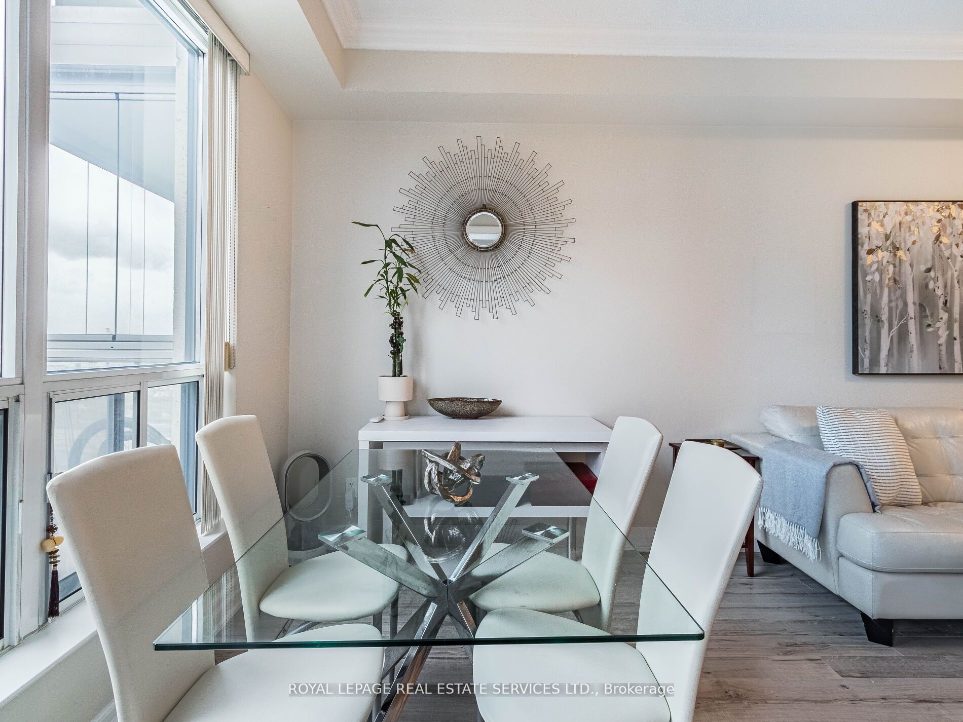 2083 Lake Shore Blvd W, #1113