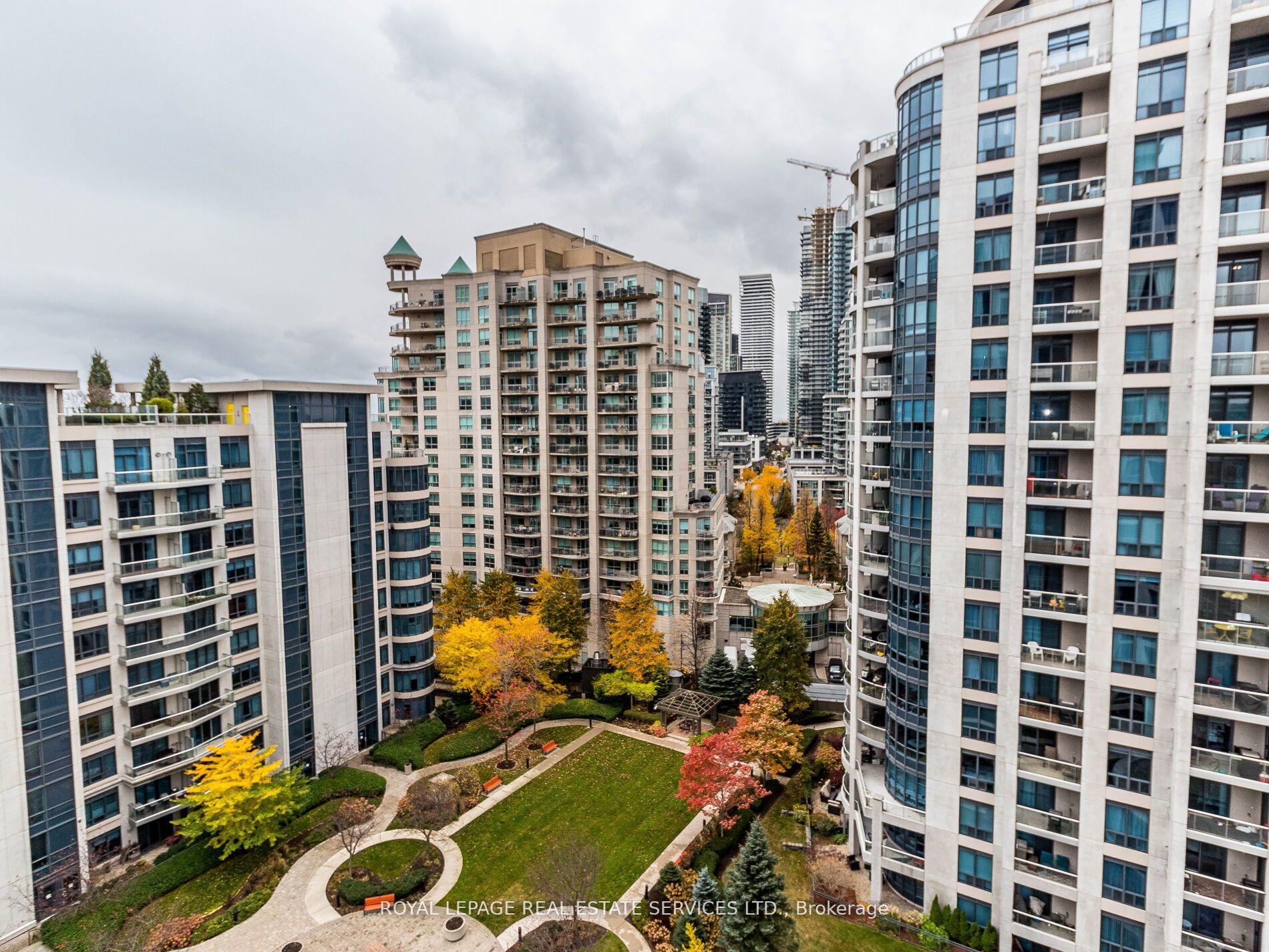 2083 Lake Shore Blvd W, #1113