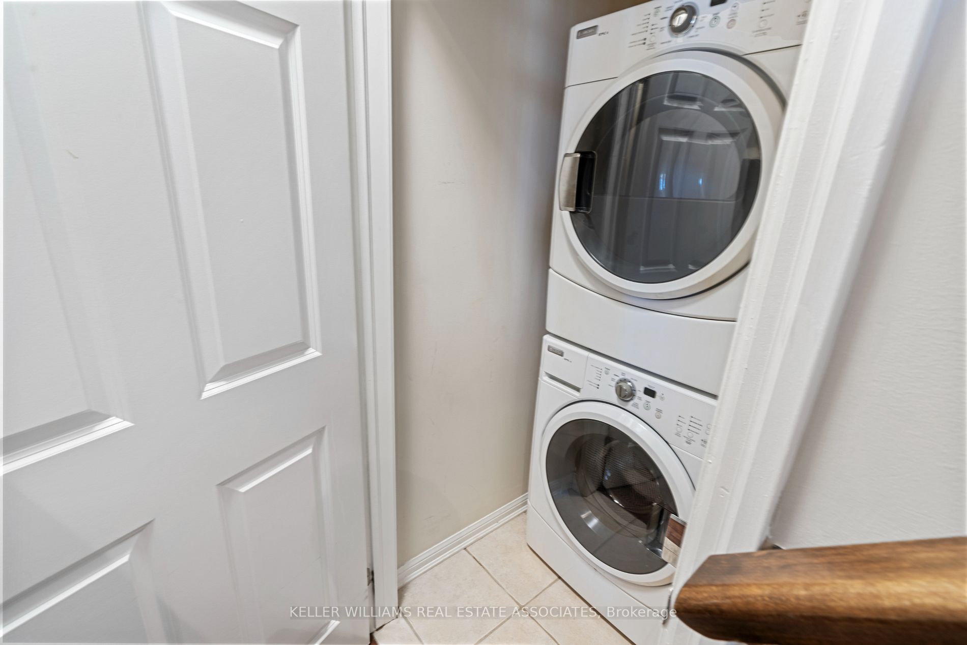864 Fowles Crt