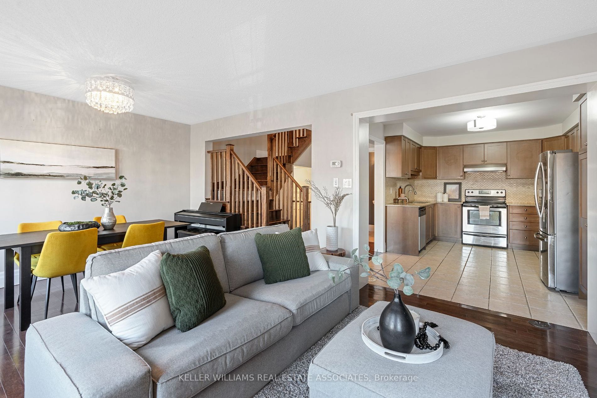 864 Fowles Crt