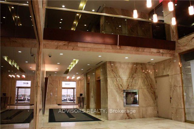 3660 Hurontario St, #416