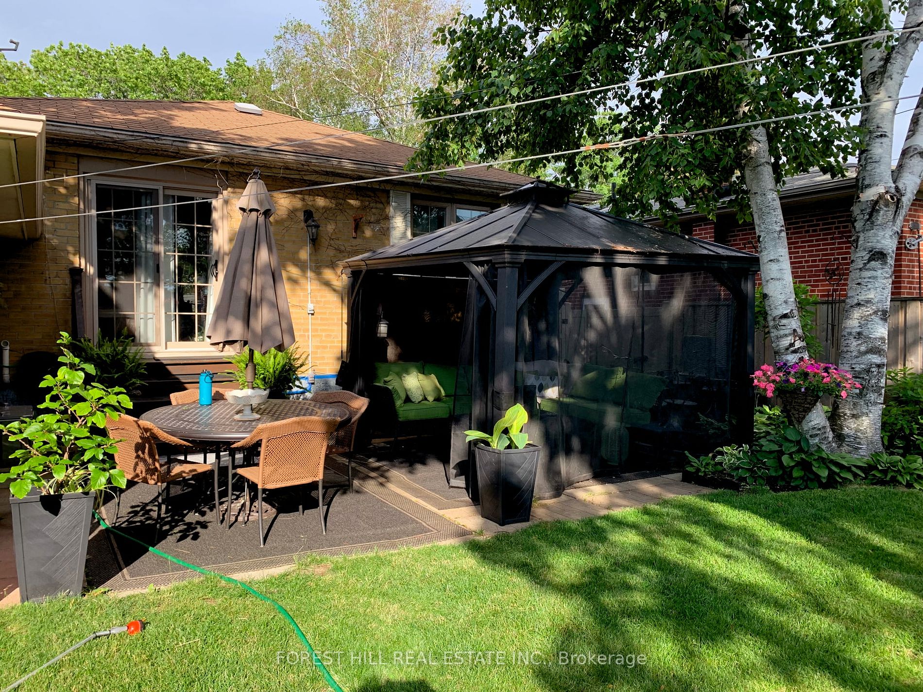 44 Risdon Crt