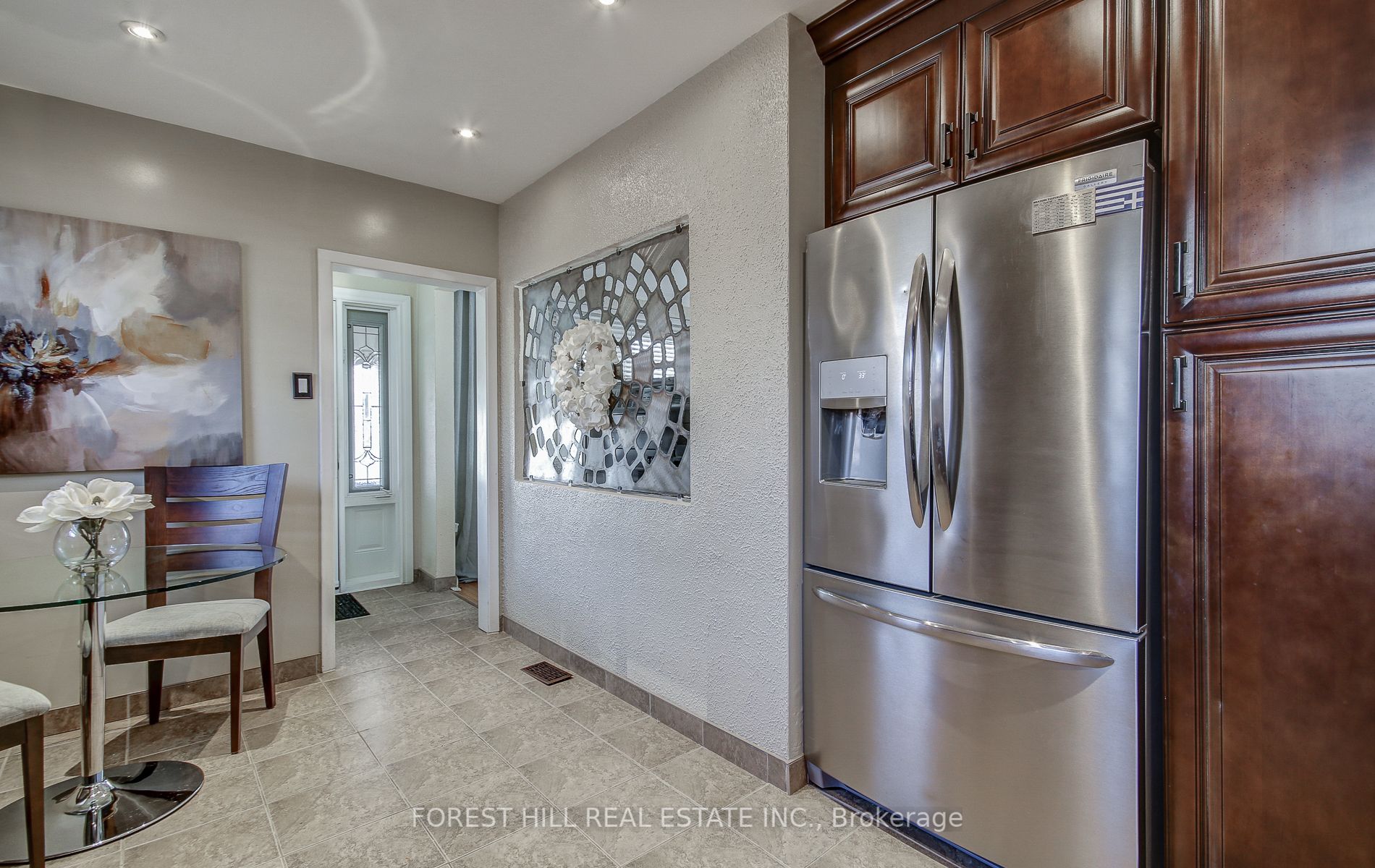 44 Risdon Crt