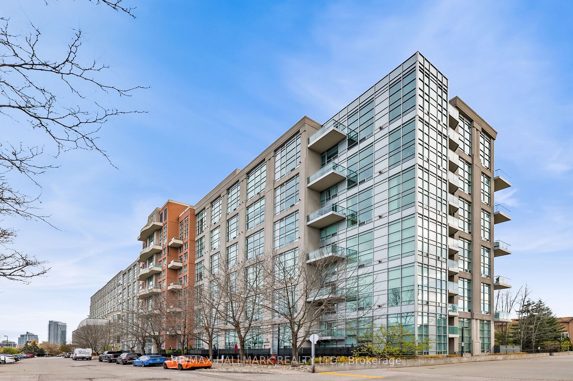 200 Manitoba St, #112