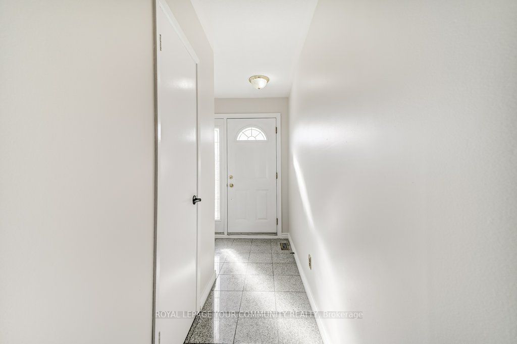 2127 Pashak Crt