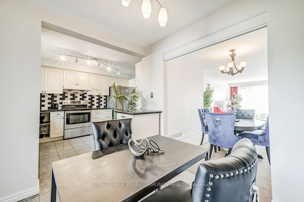 2127 Pashak Crt
