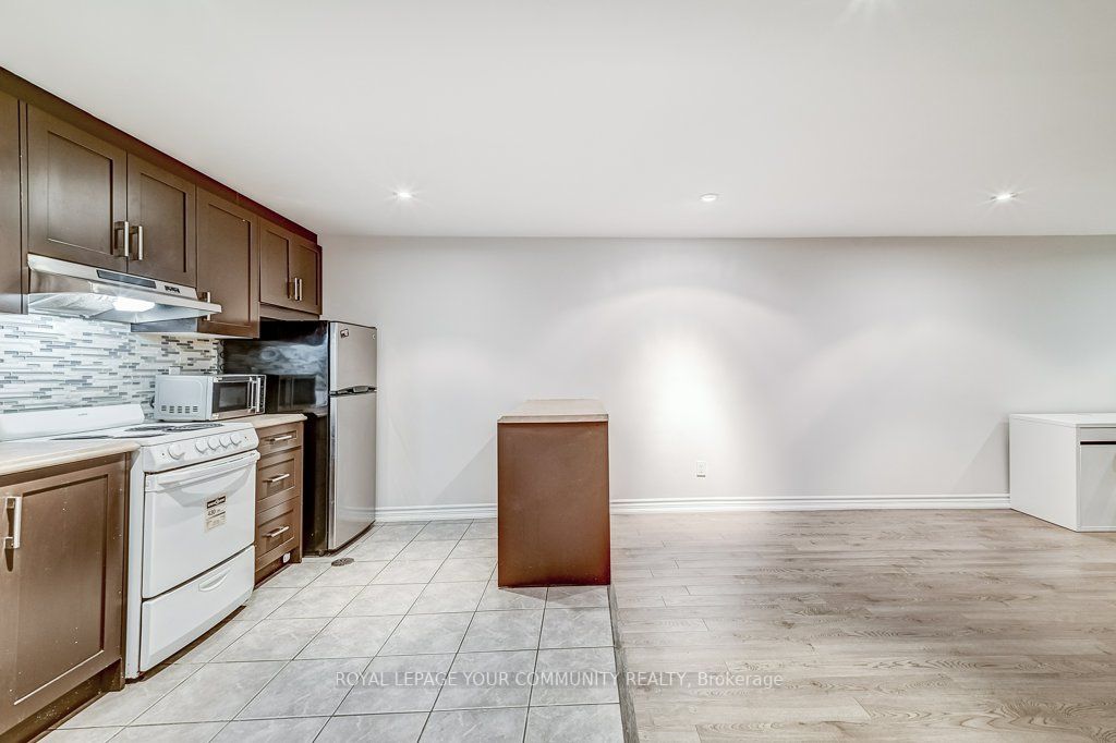 2127 Pashak Crt