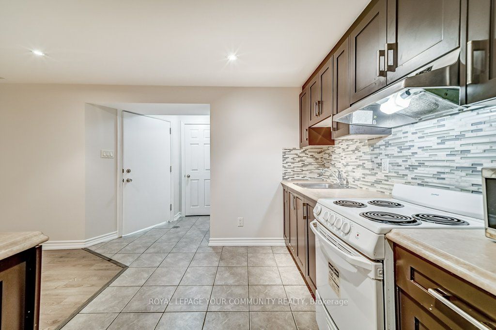 2127 Pashak Crt