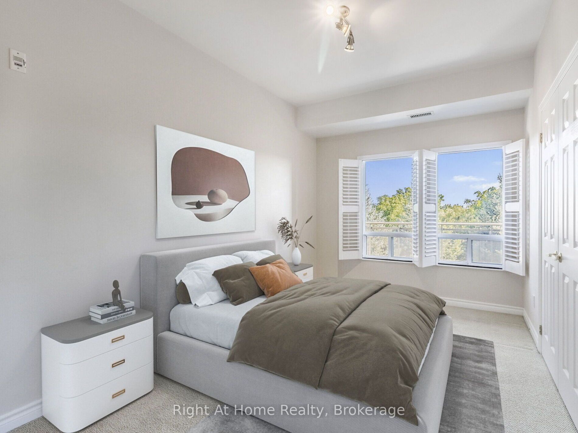 1499 Nottinghill Gate, #308