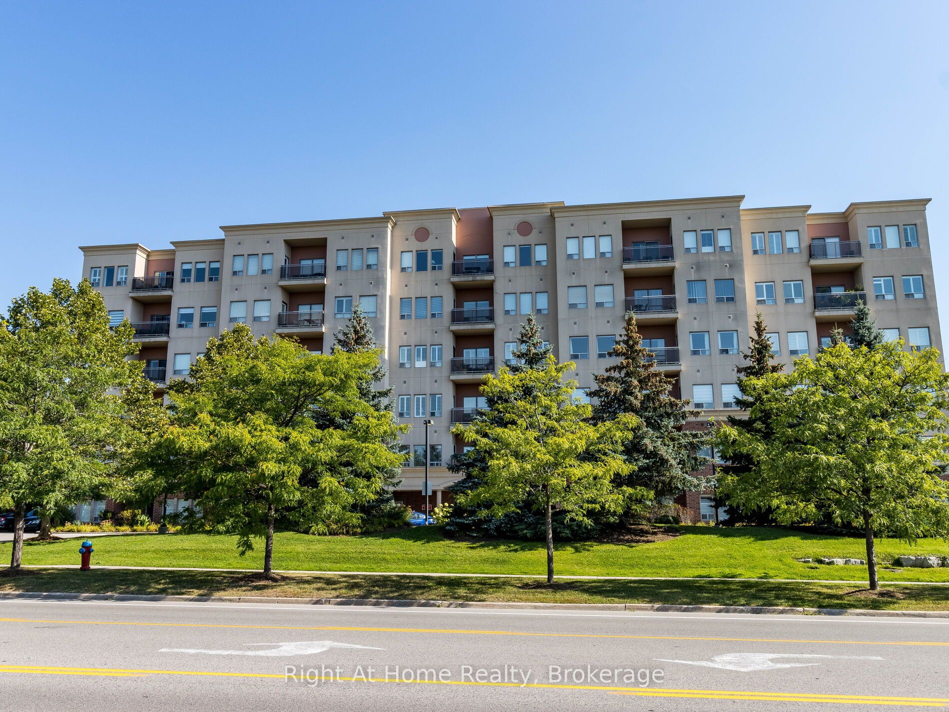 1499 Nottinghill Gate, #308