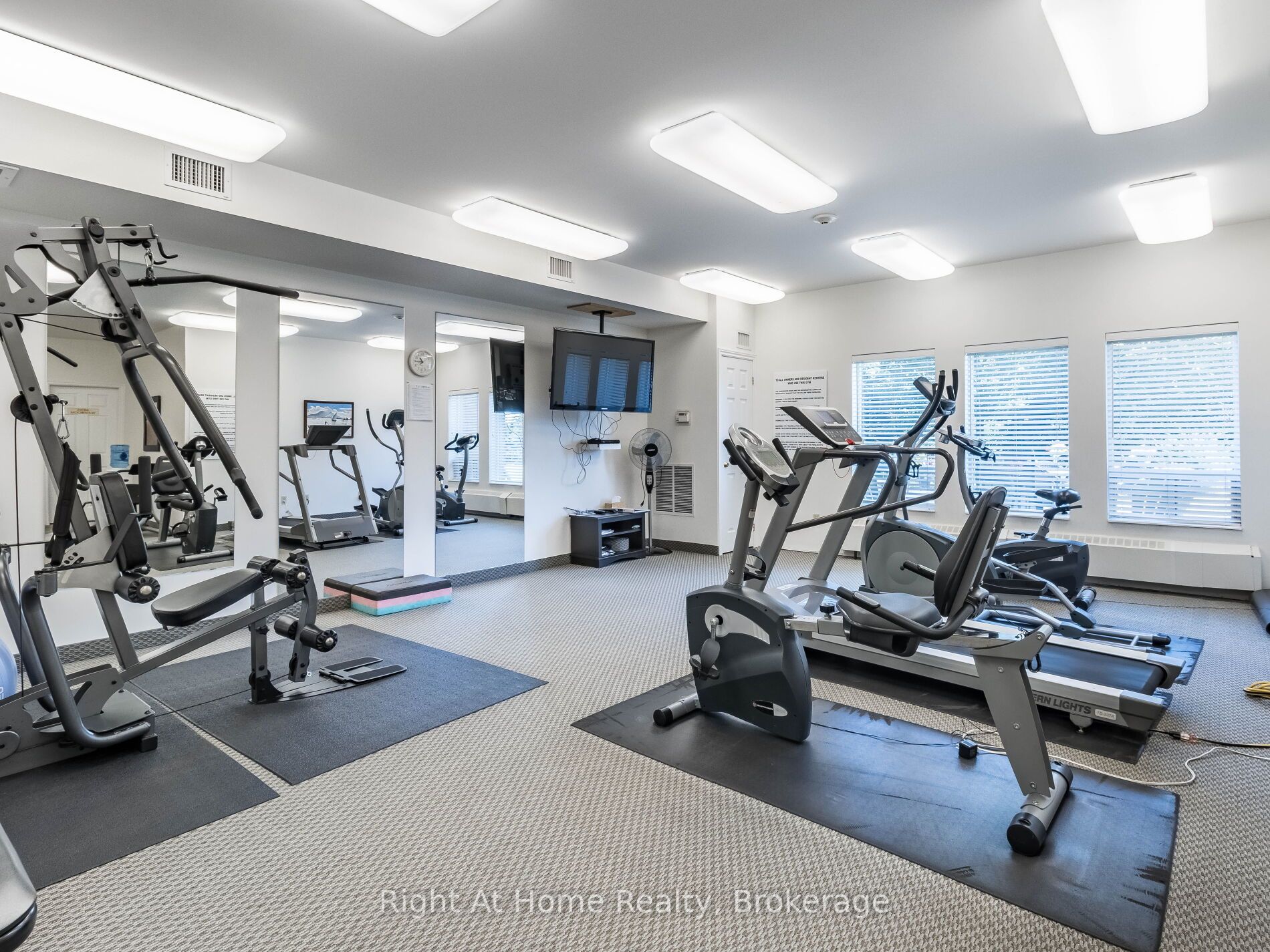 1499 Nottinghill Gate, #308