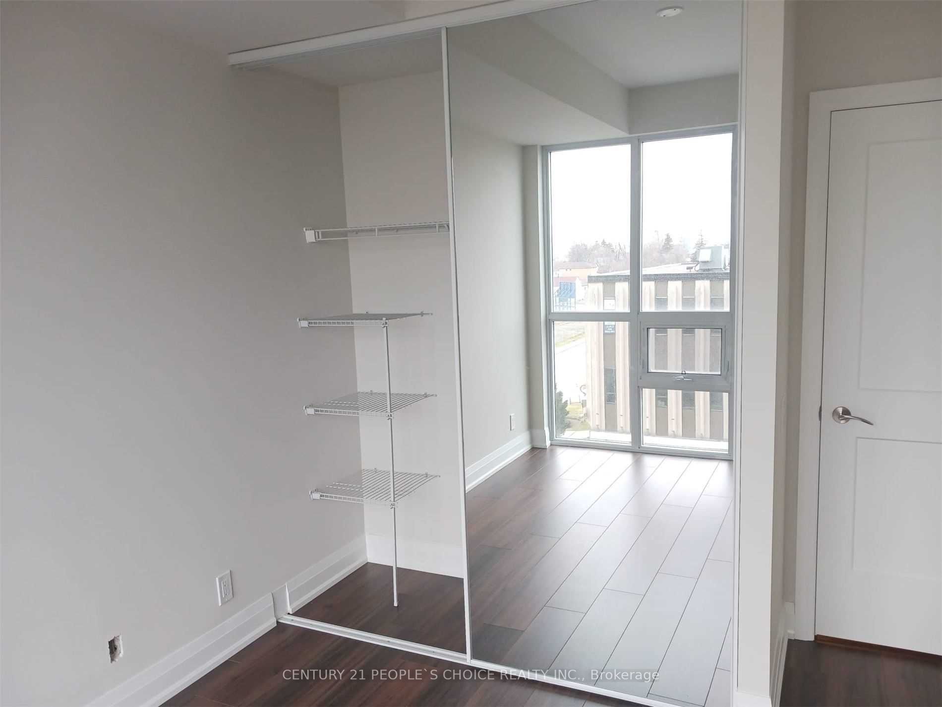 15 Lynch St, #403