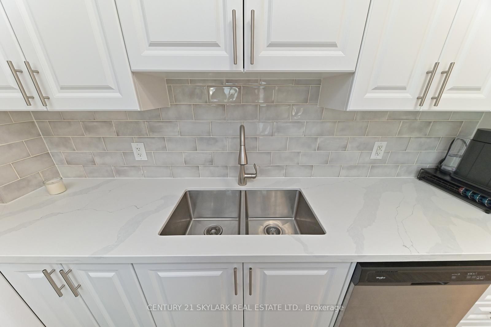 65 Yorkland Blvd, #304