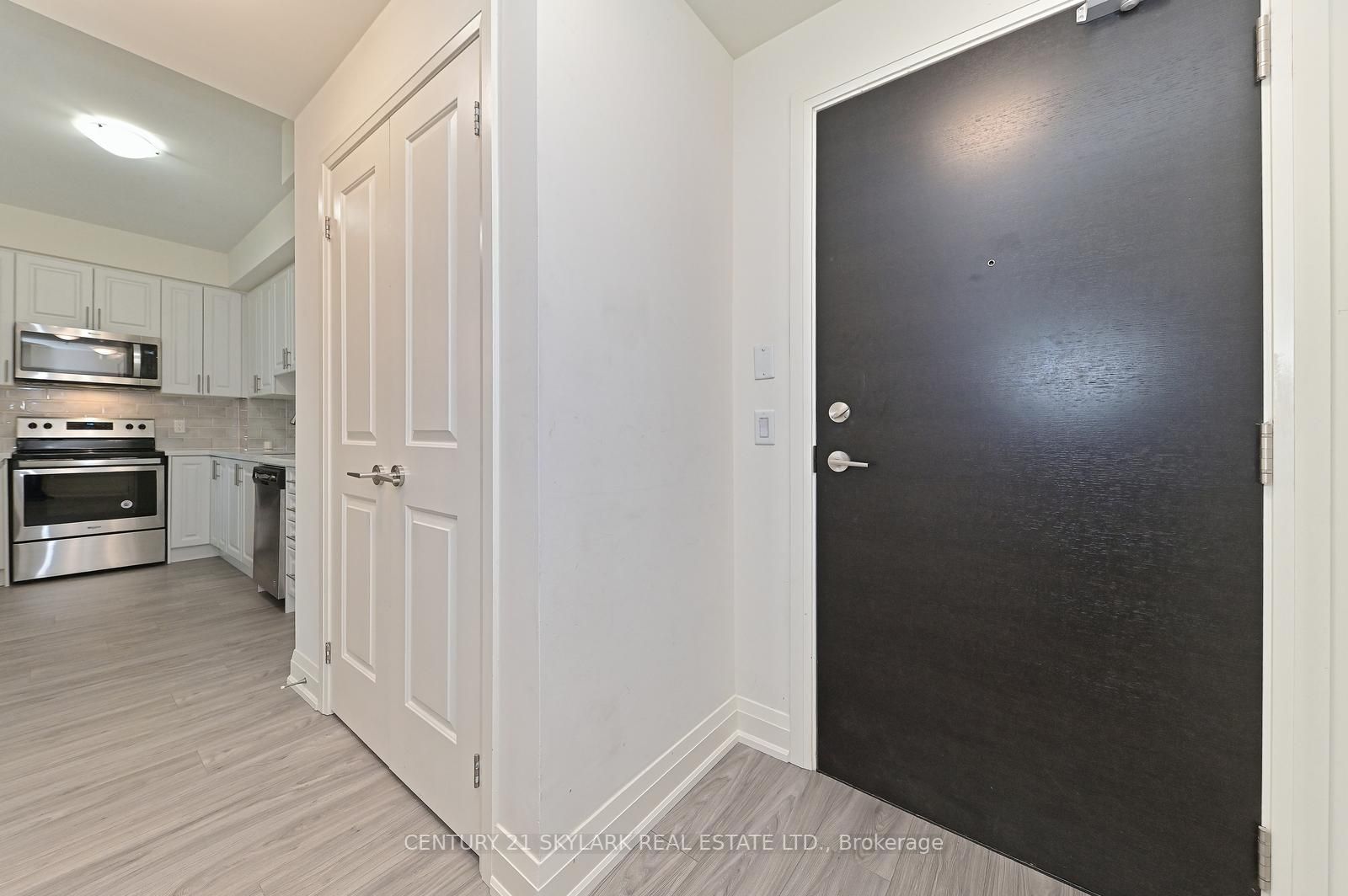 65 Yorkland Blvd, #304