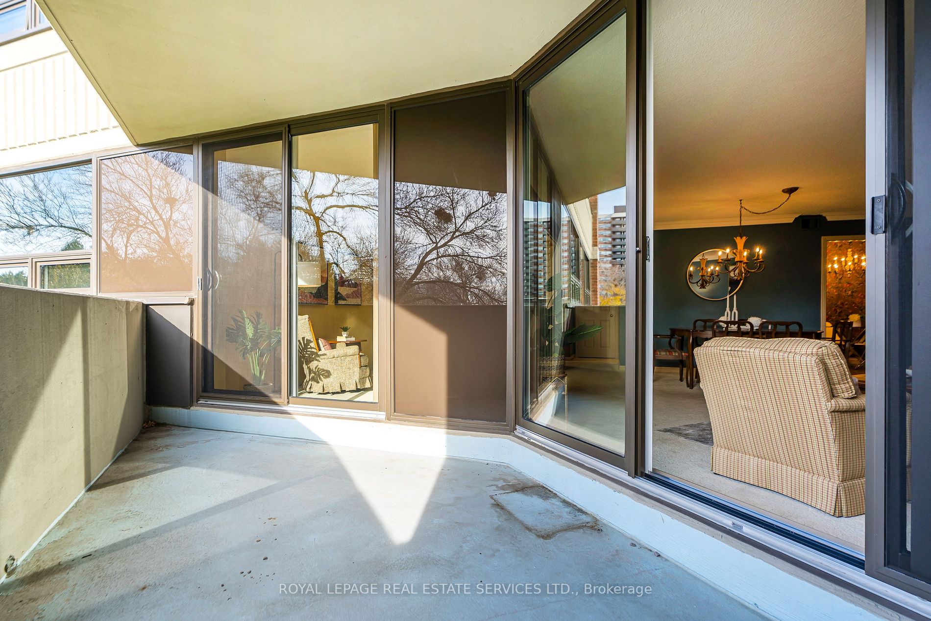 95 La Rose Ave, #306