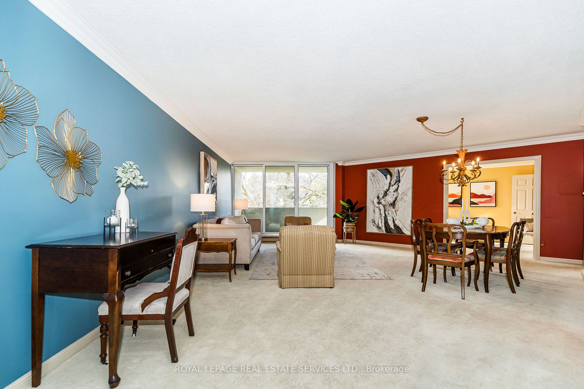 95 La Rose Ave, #306