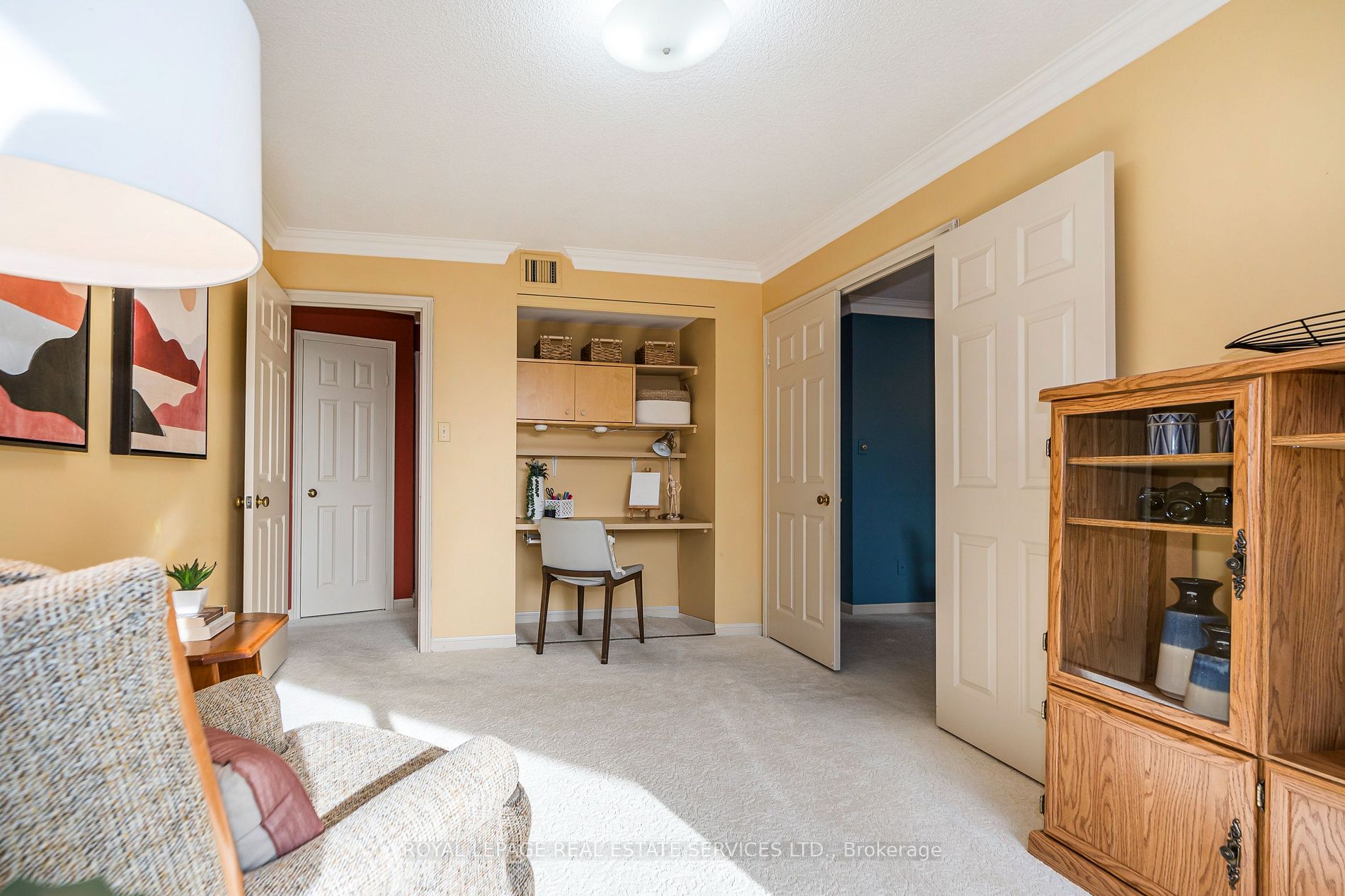 95 La Rose Ave, #306
