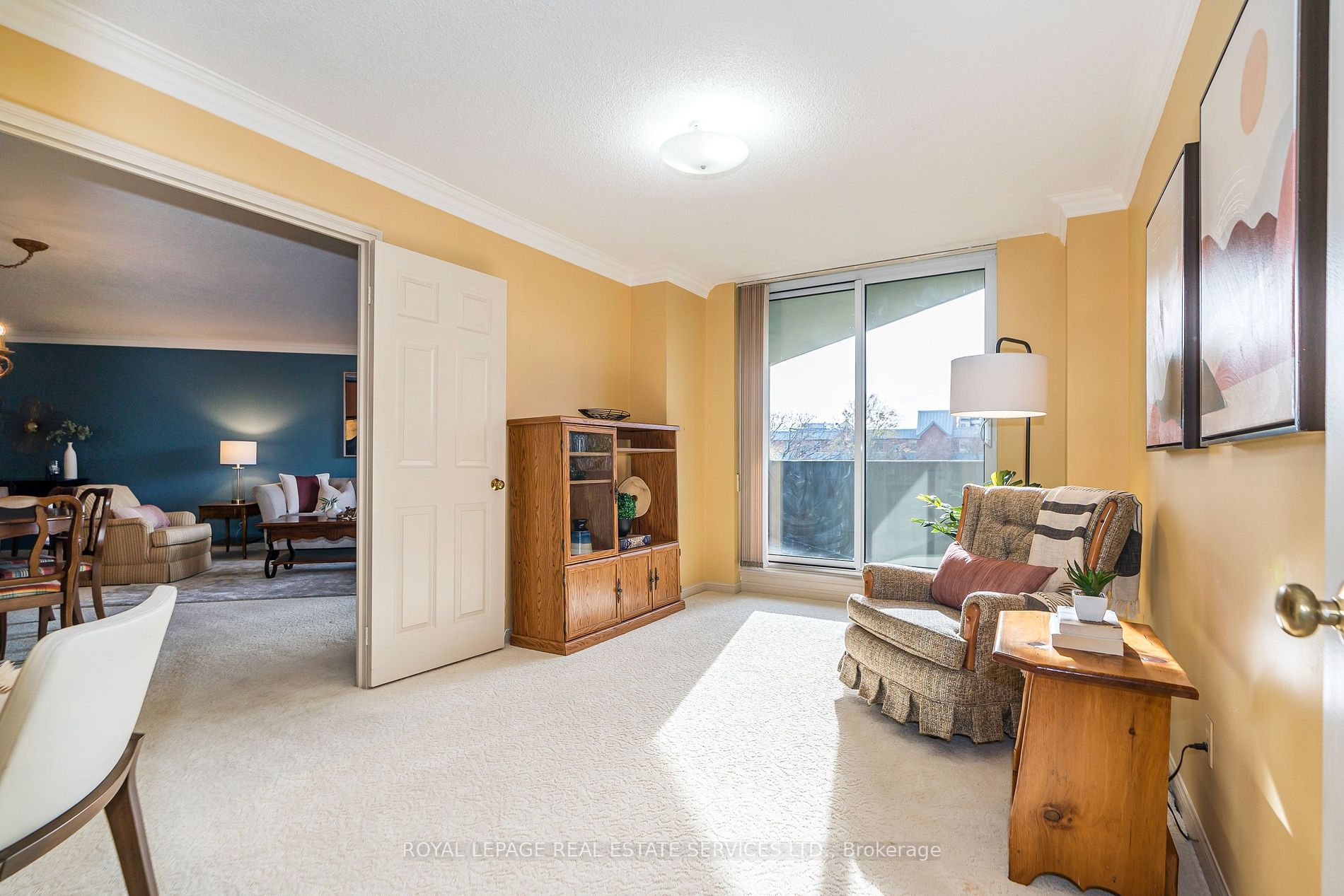 95 La Rose Ave, #306