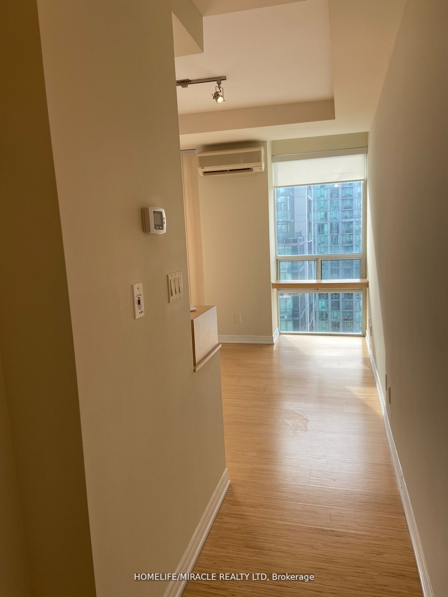 3504 Hurontario St, #3305