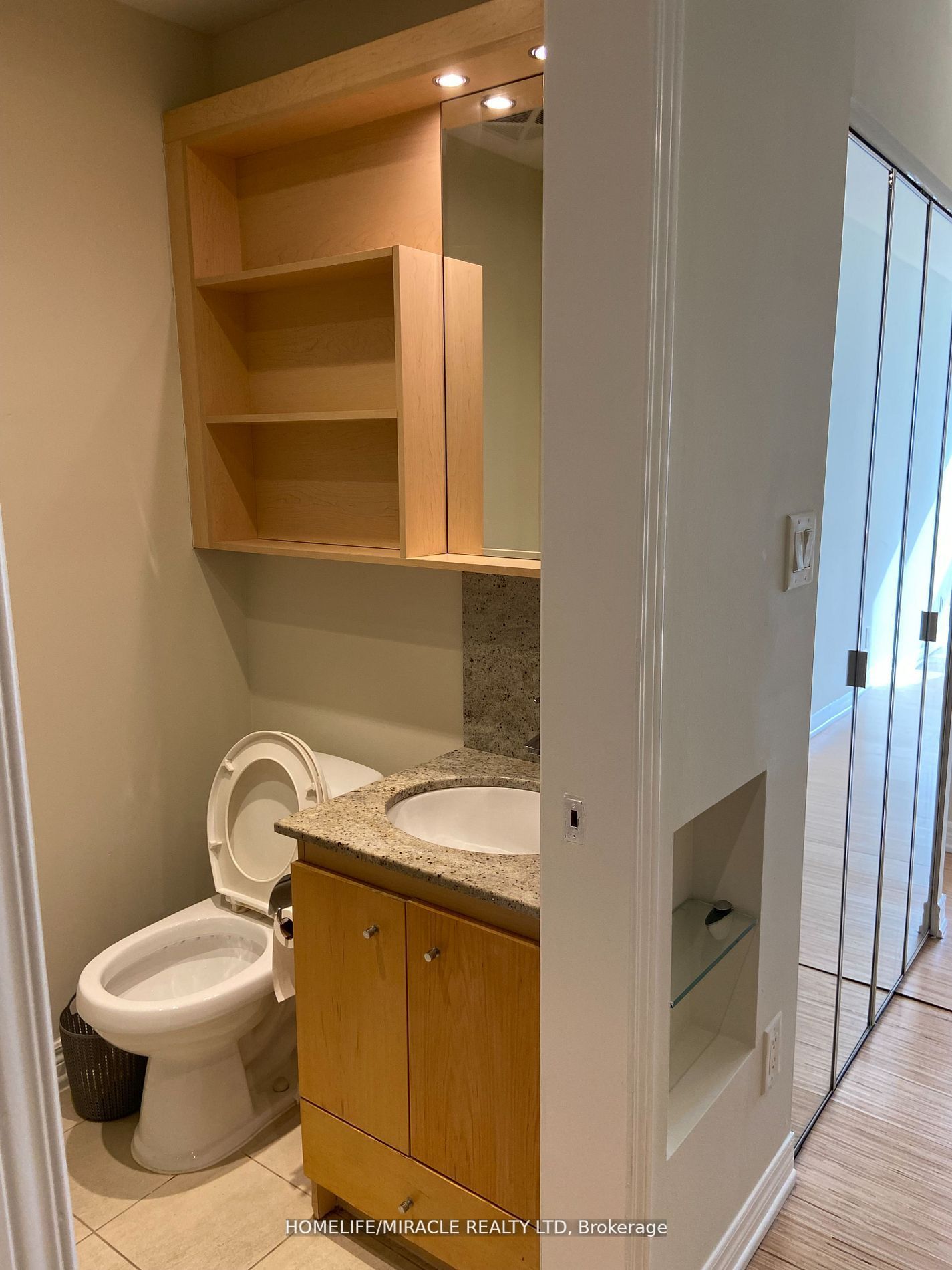 3504 Hurontario St, #3305