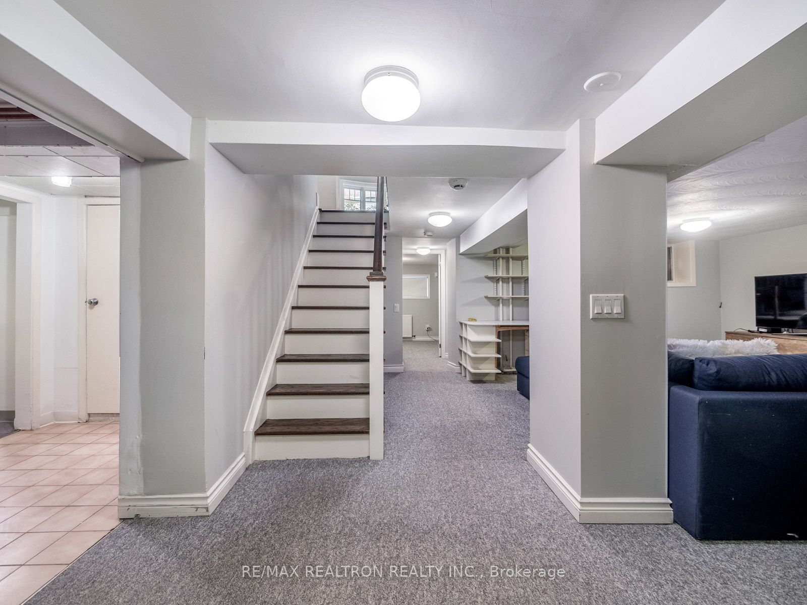 57 Glenholme Ave
