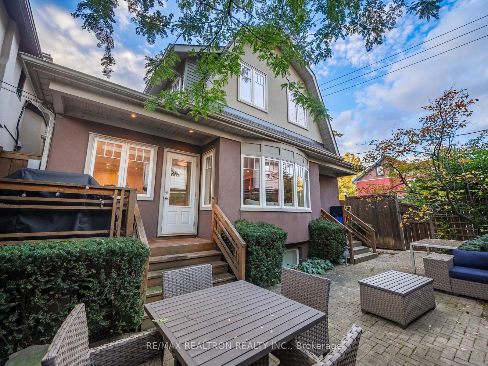 57 Glenholme Ave