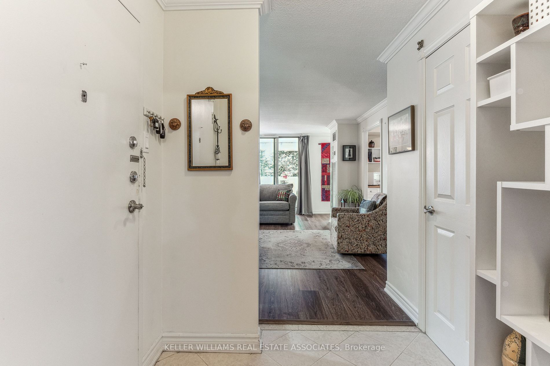 475 The West Mall, #206