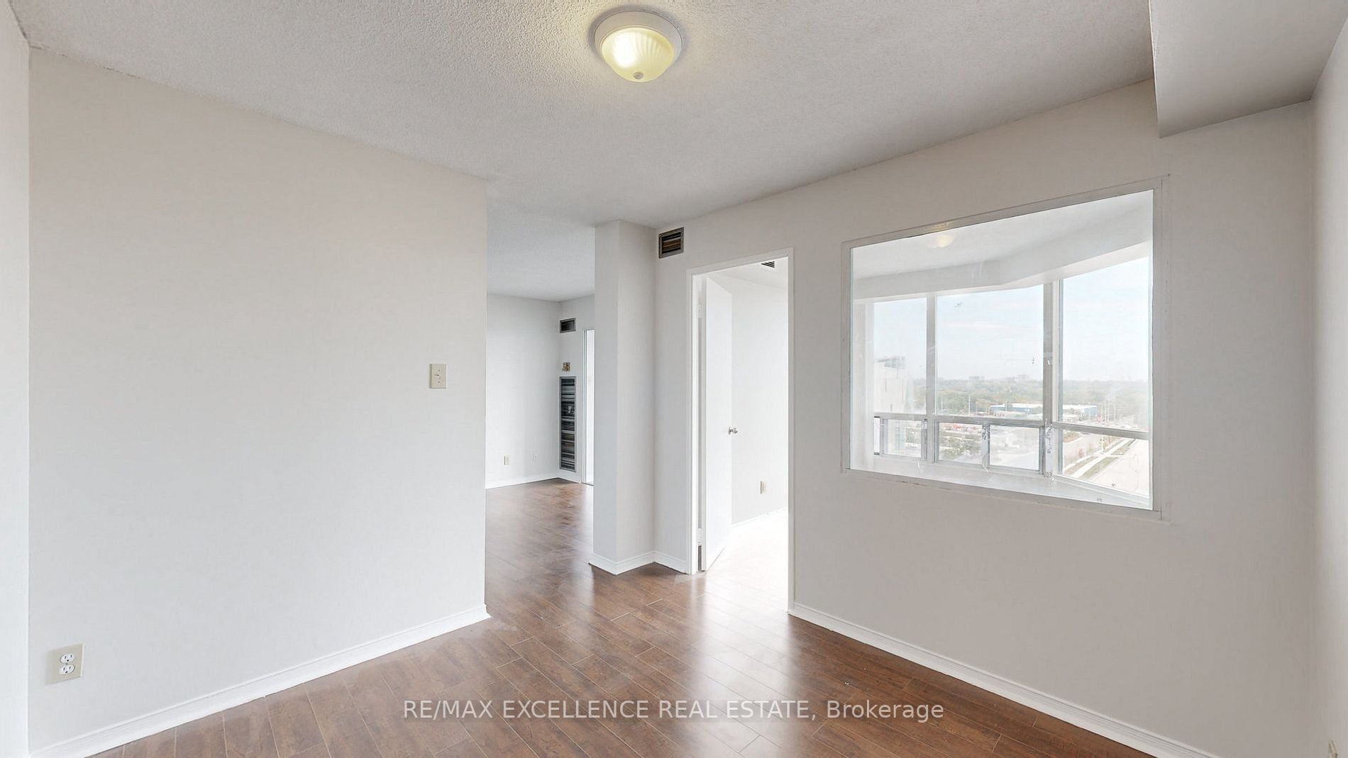 115 Hillcrest Ave E, #814