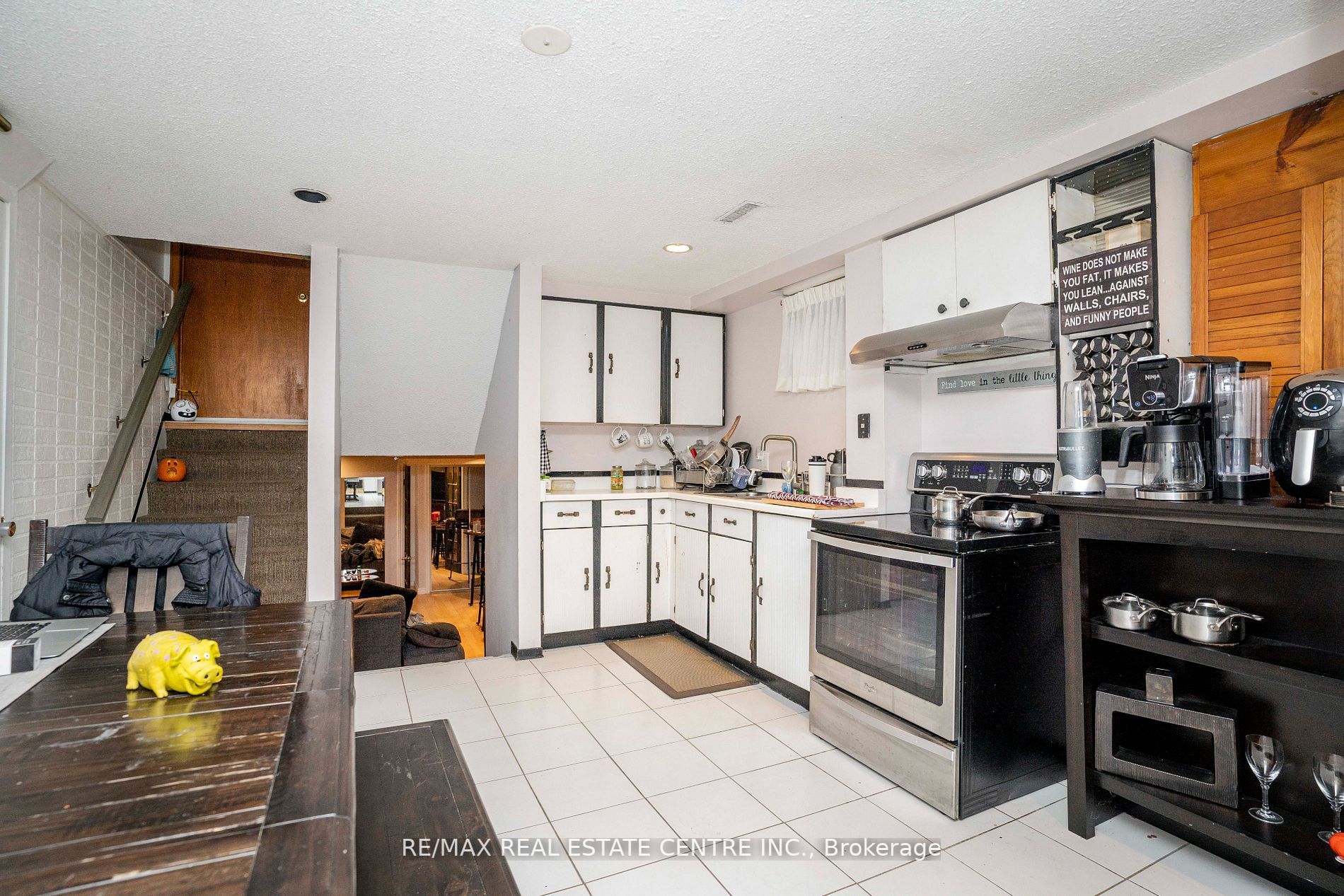 60 Fallway Rd
