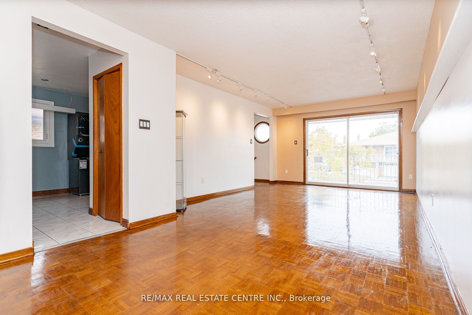 60 Fallway Rd
