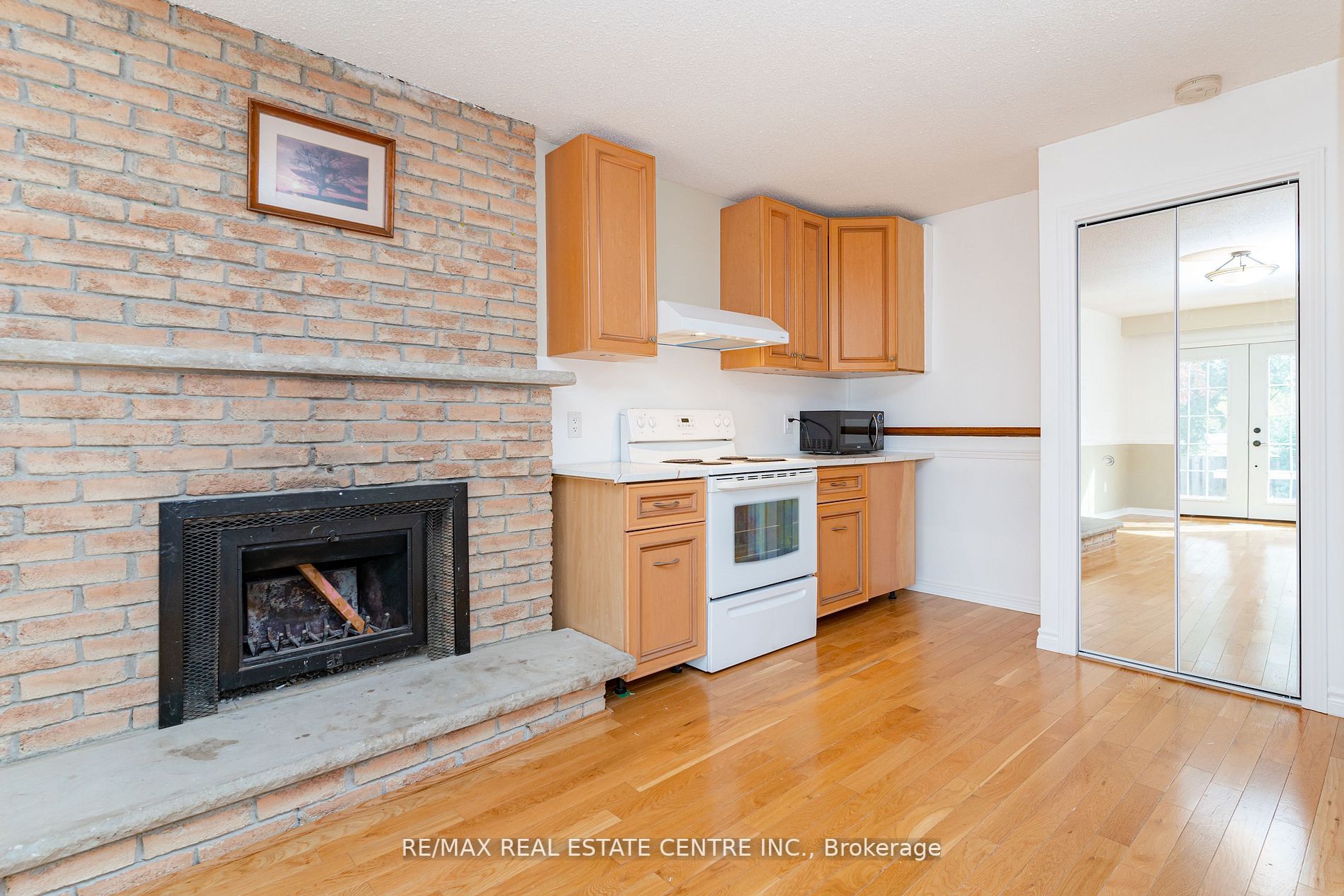 60 Fallway Rd