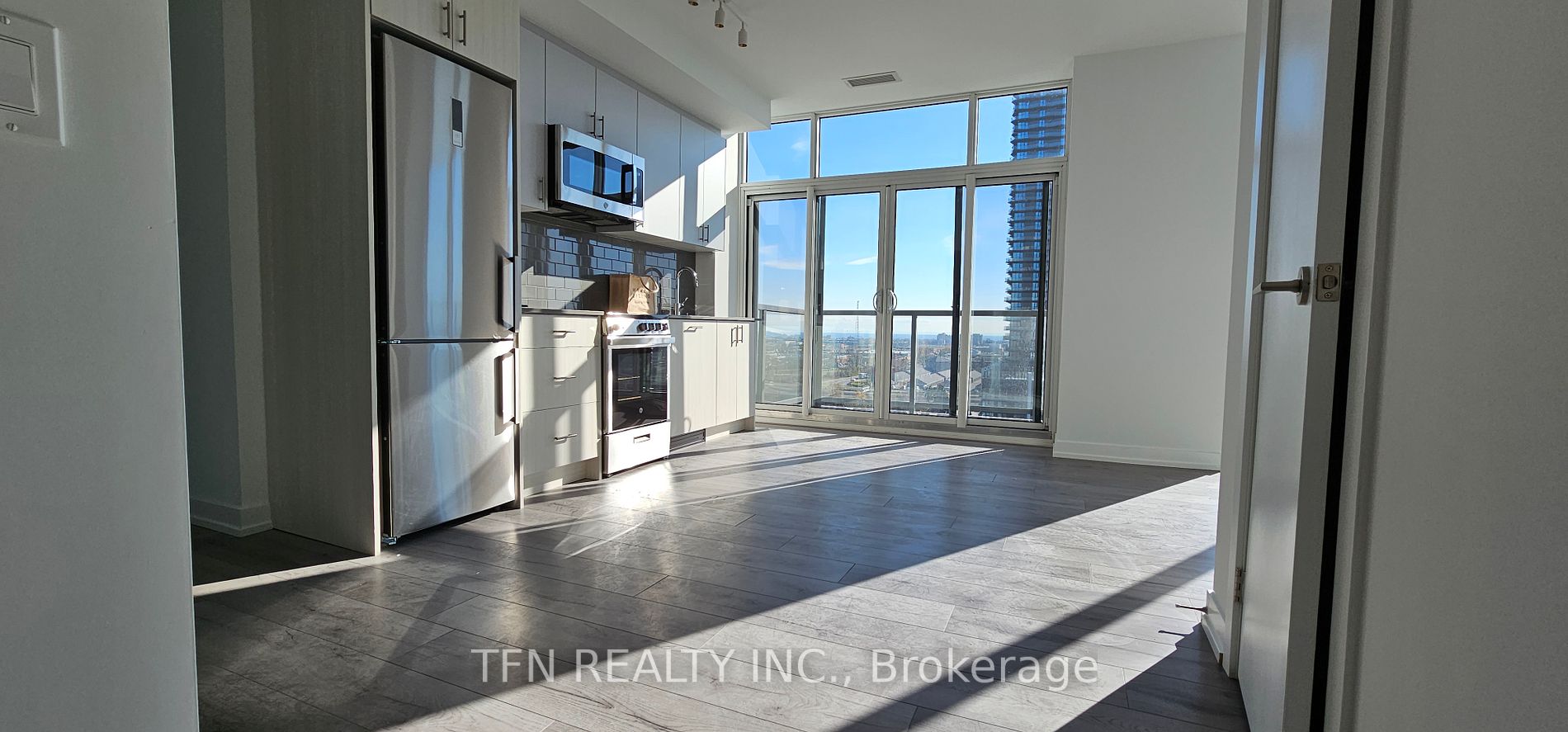 1195 The Queensway, #1008