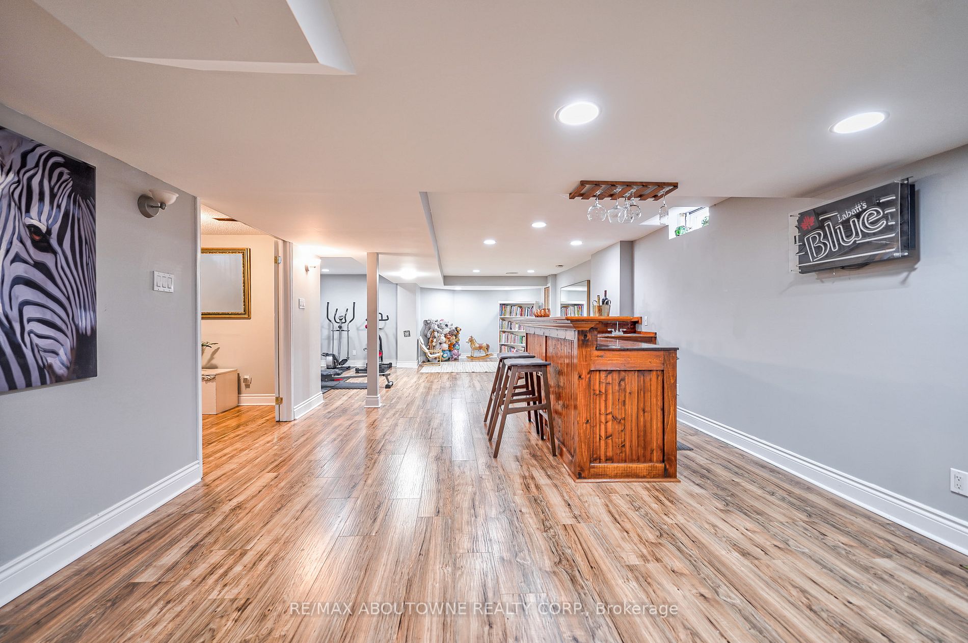 1312 Saddler Circ